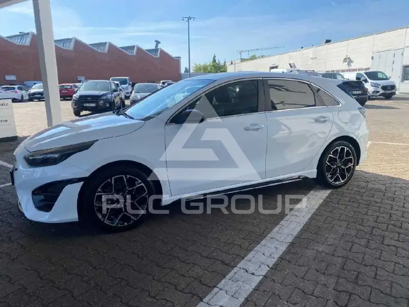 2023 KIA Ceed