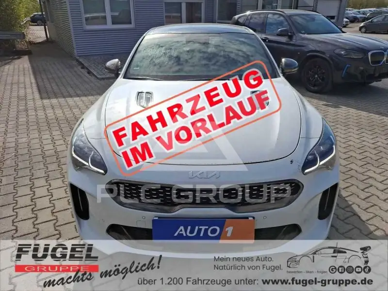 2023 KIA Stinger