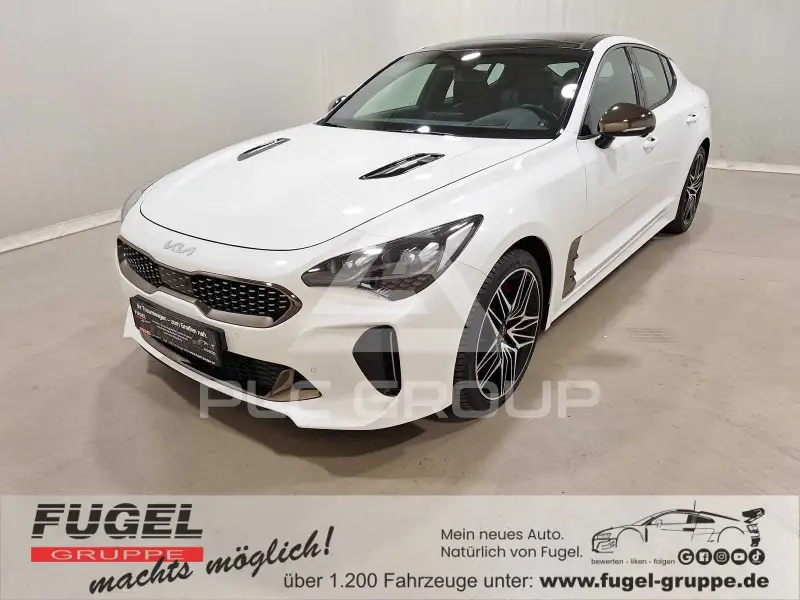 2023 KIA Stinger