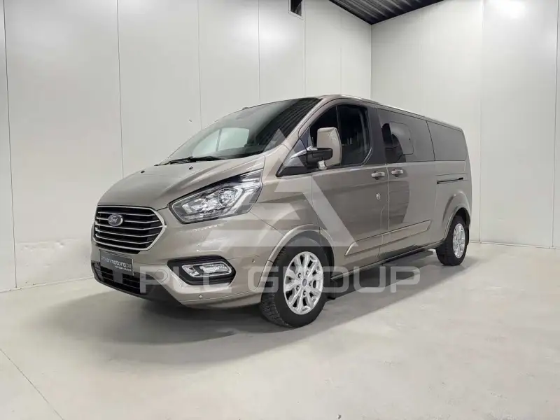 2023 Ford Tourneo
