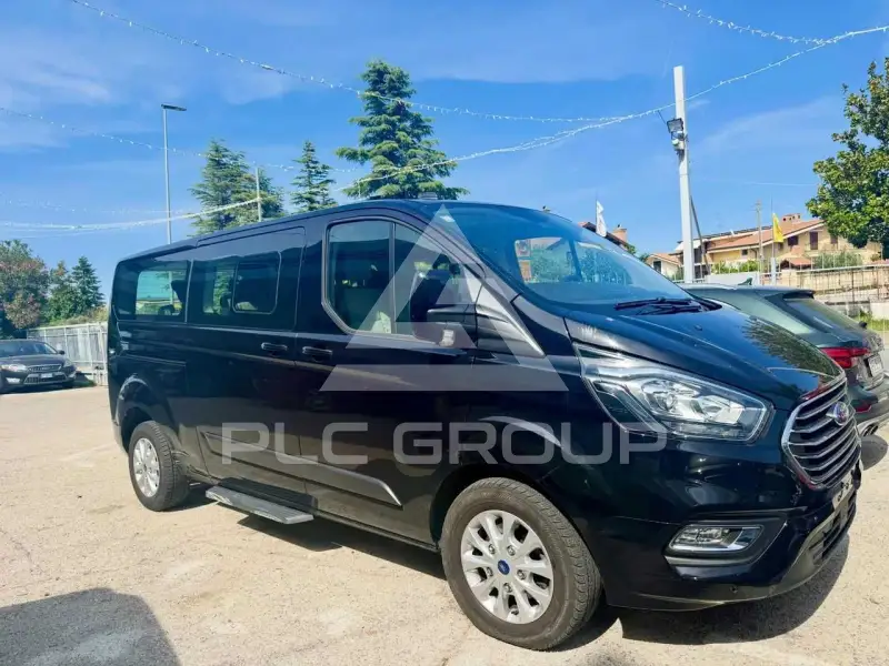 2023 Ford Tourneo