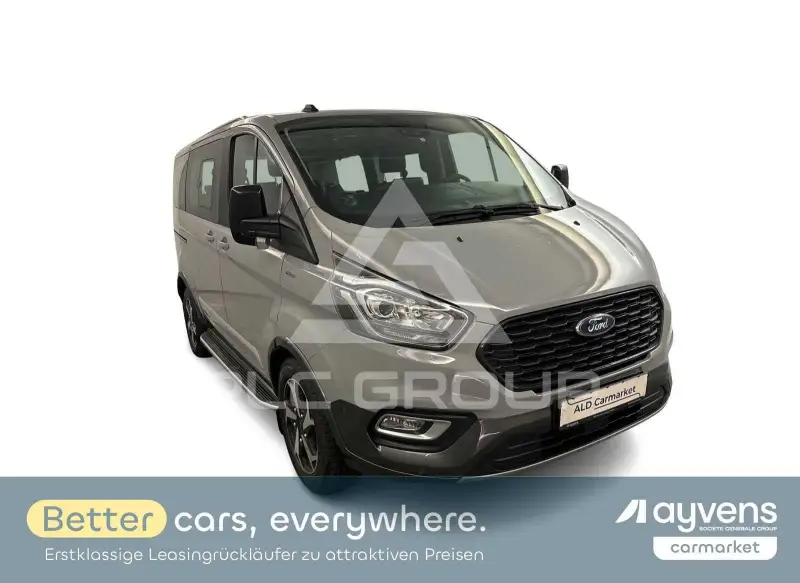 2023 Ford Tourneo