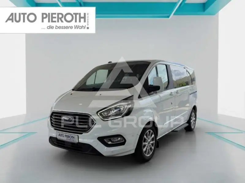 2023 Ford Tourneo