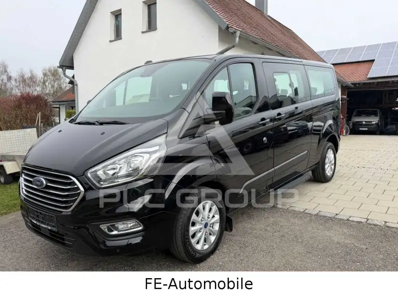 2023 Ford Tourneo