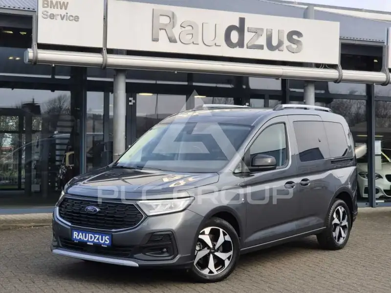 2023 Ford Tourneo