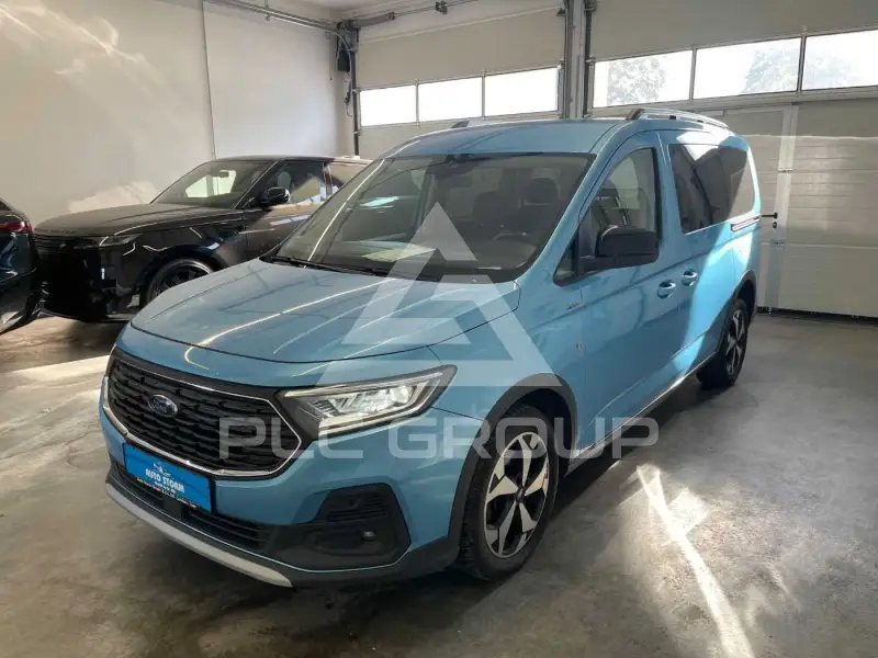 2023 Ford Tourneo