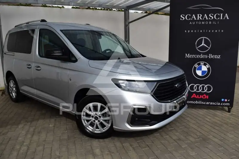 2023 Ford Tourneo