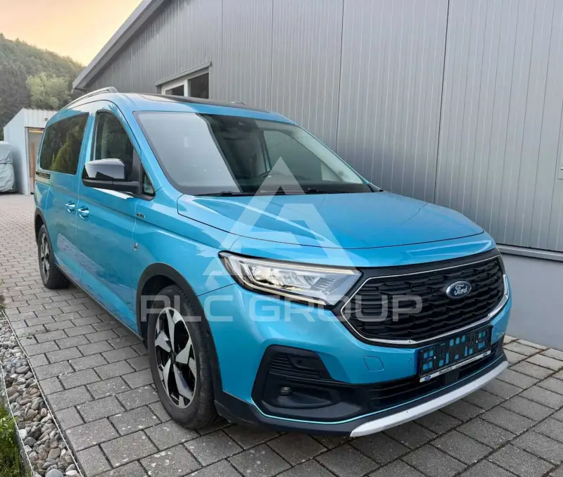 2023 Ford Tourneo
