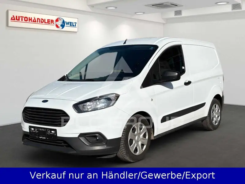 2023 Ford Tourneo