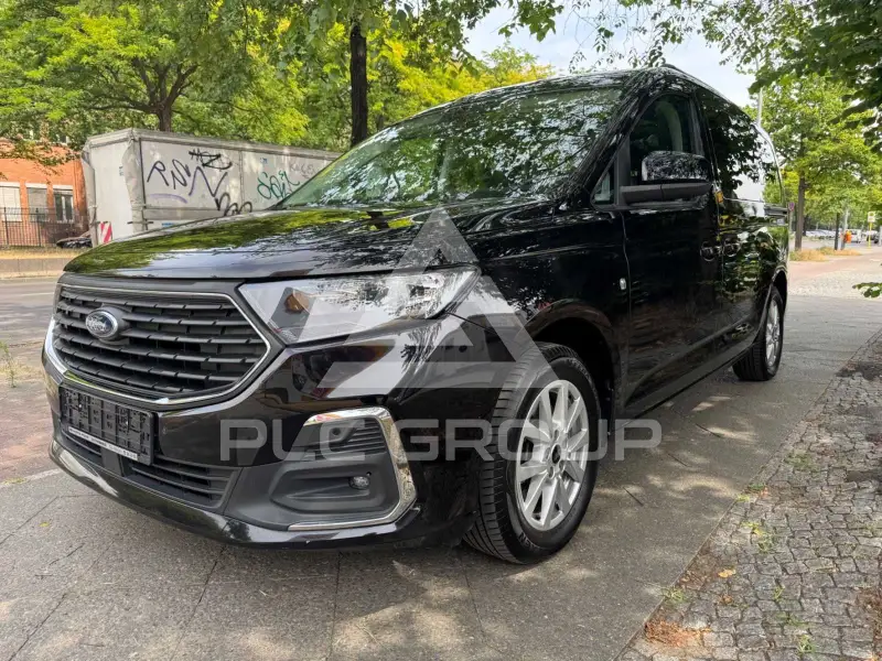 2023 Ford Tourneo