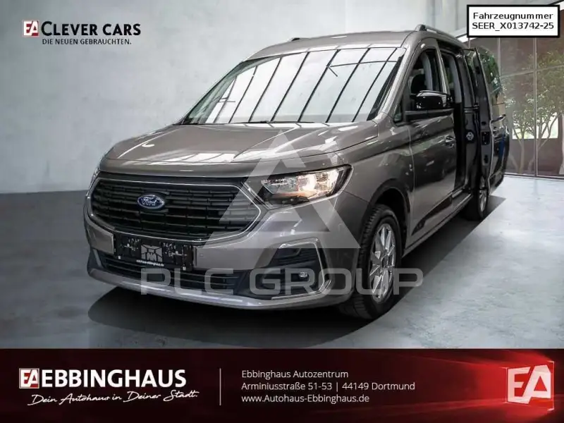 2023 Ford Tourneo