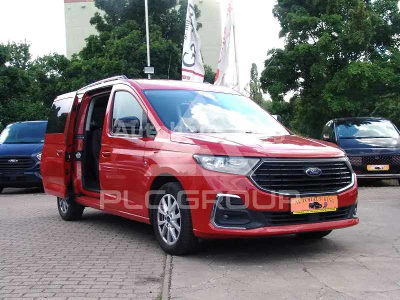 2023 Ford Tourneo