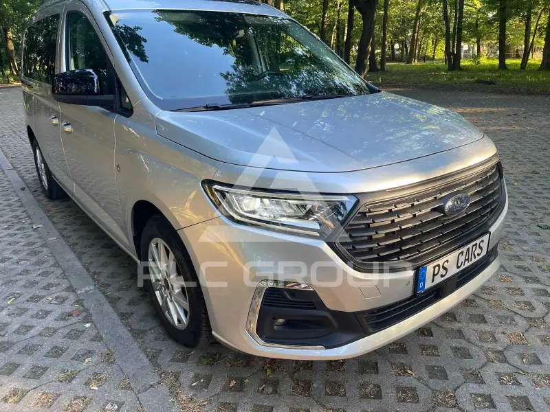 2023 Ford Tourneo