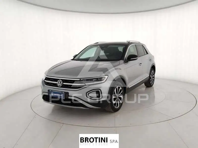 2023 Volkswagen T-Roc