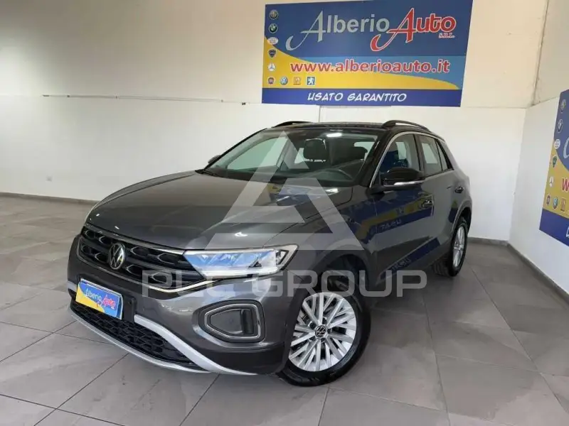 2023 Volkswagen T-Roc