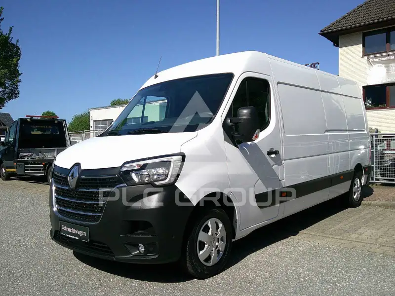 2023 Renault Master