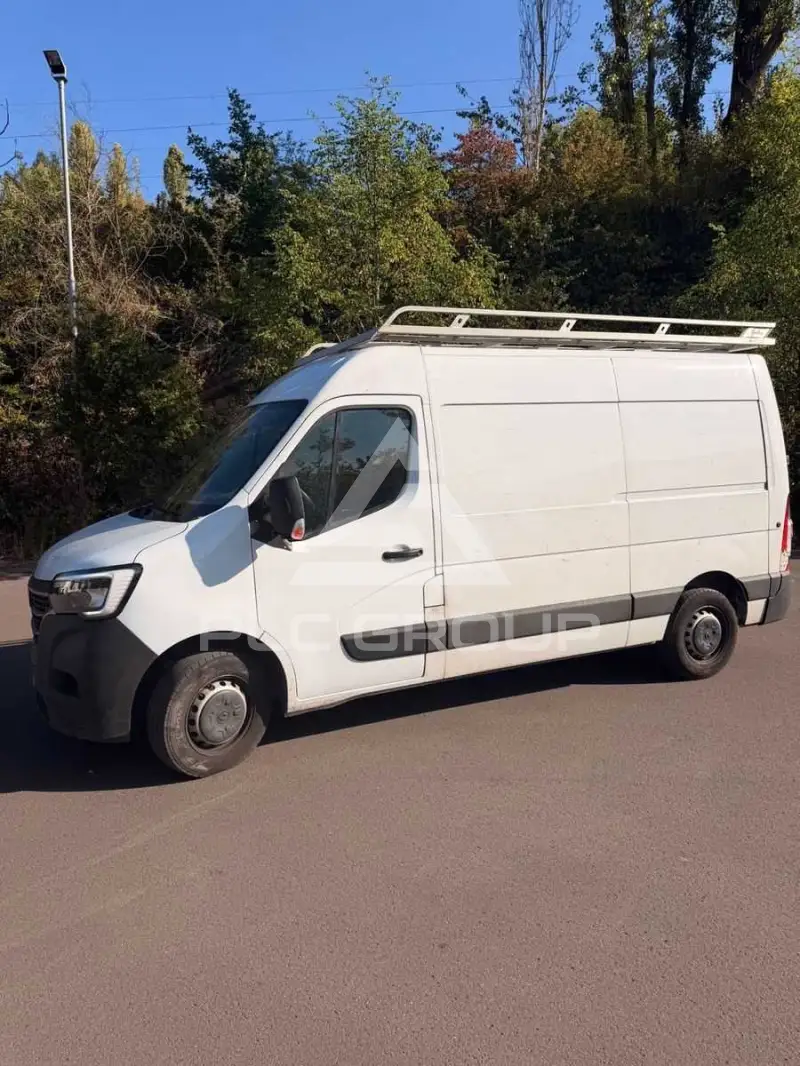 2023 Renault Master