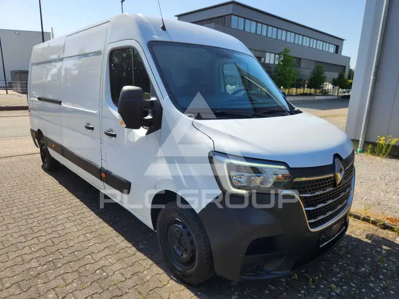 2023 Renault Master