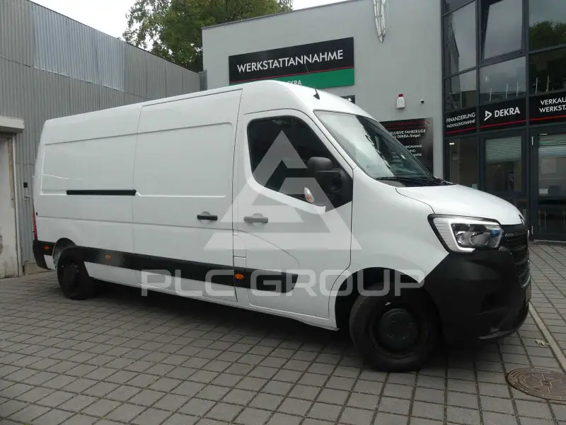 2023 Renault Master