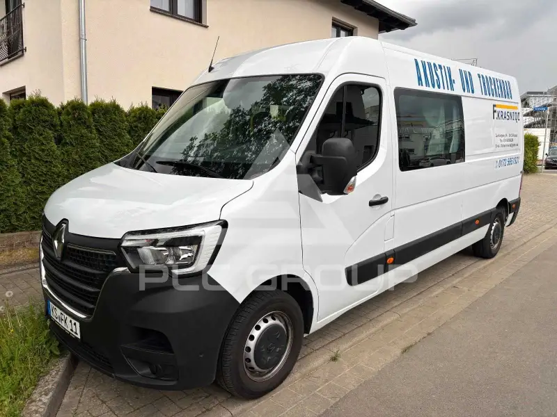 2023 Renault Master