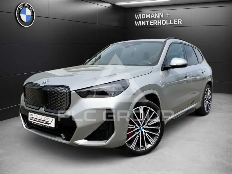 2024 BMW iX