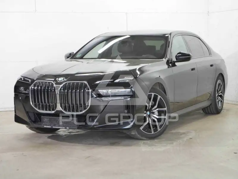 2024 BMW 740
