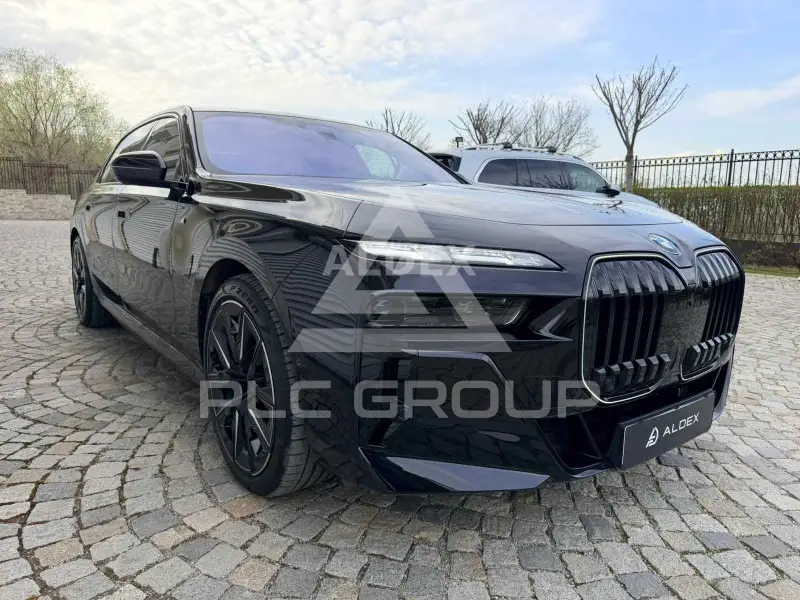 2024 BMW 740