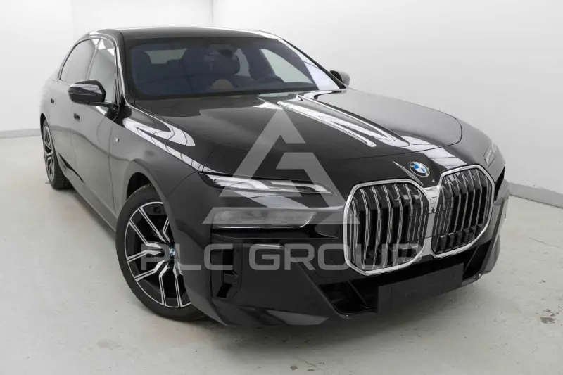 2024 BMW 740