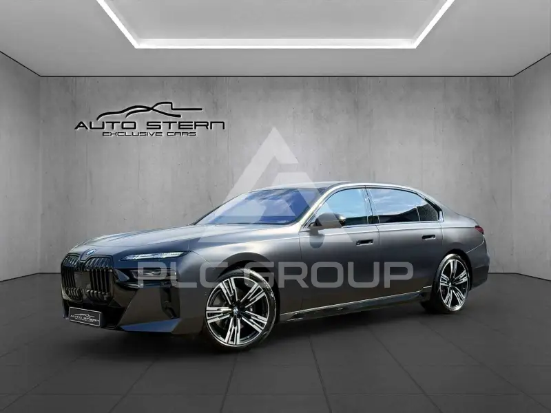 2024 BMW 740