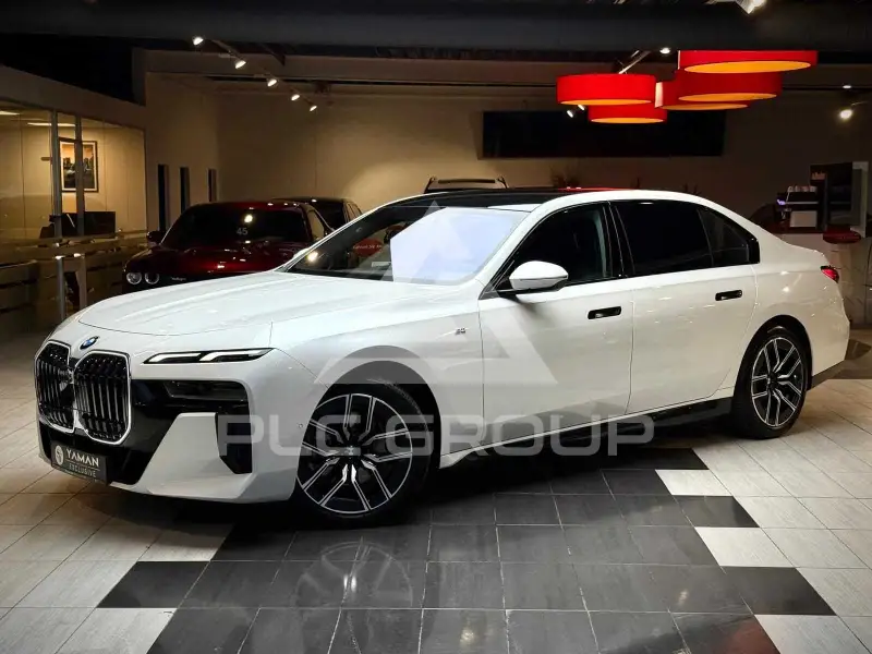 2024 BMW 740