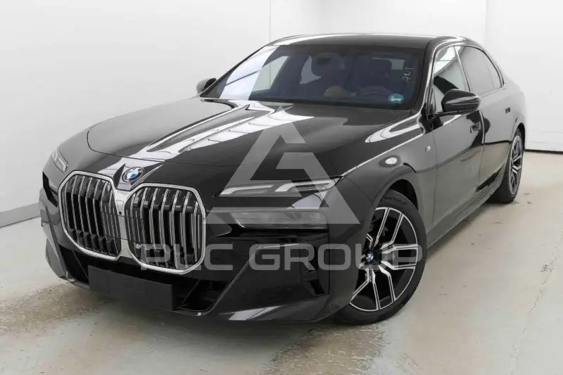 2024 BMW 740
