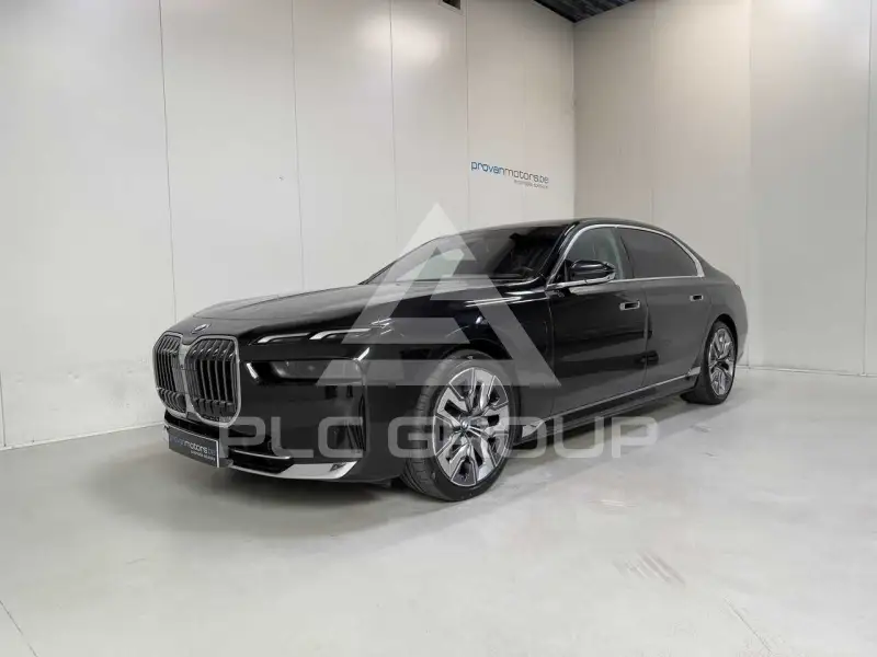 2024 BMW 750