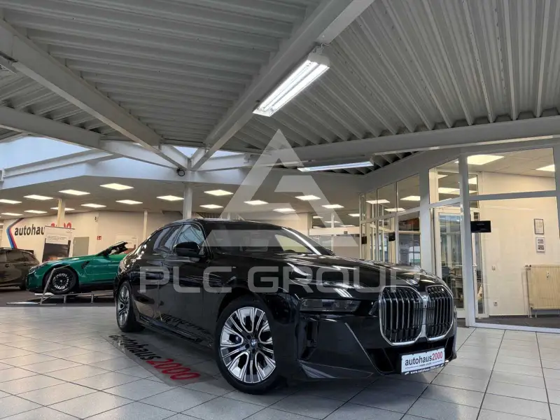 2024 BMW 750