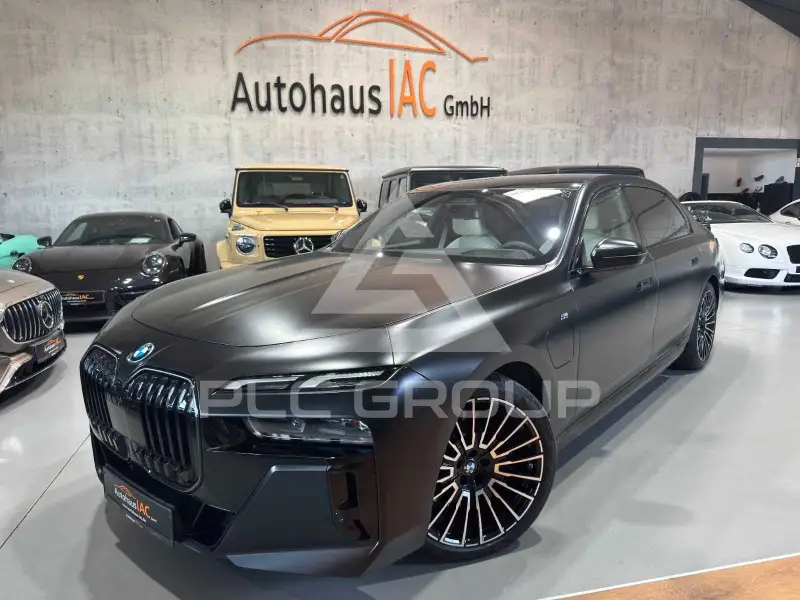 2024 BMW 750