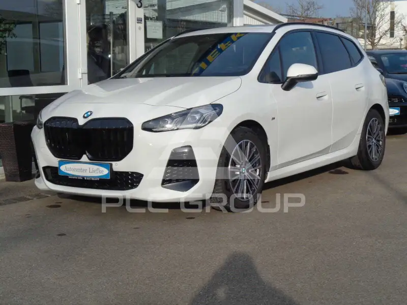 2024 BMW 216