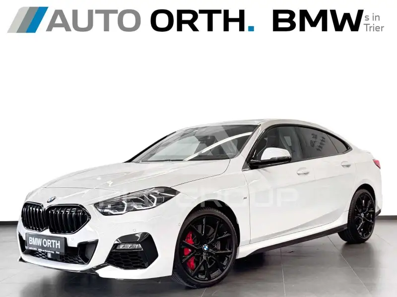 2024 BMW 220