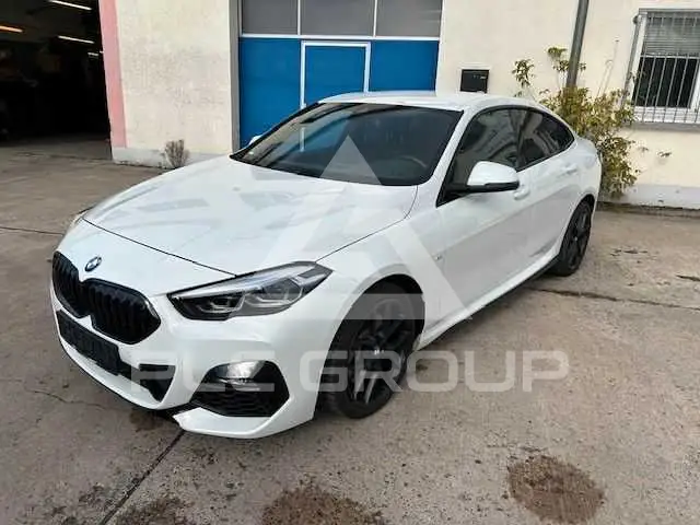 2024 BMW 220