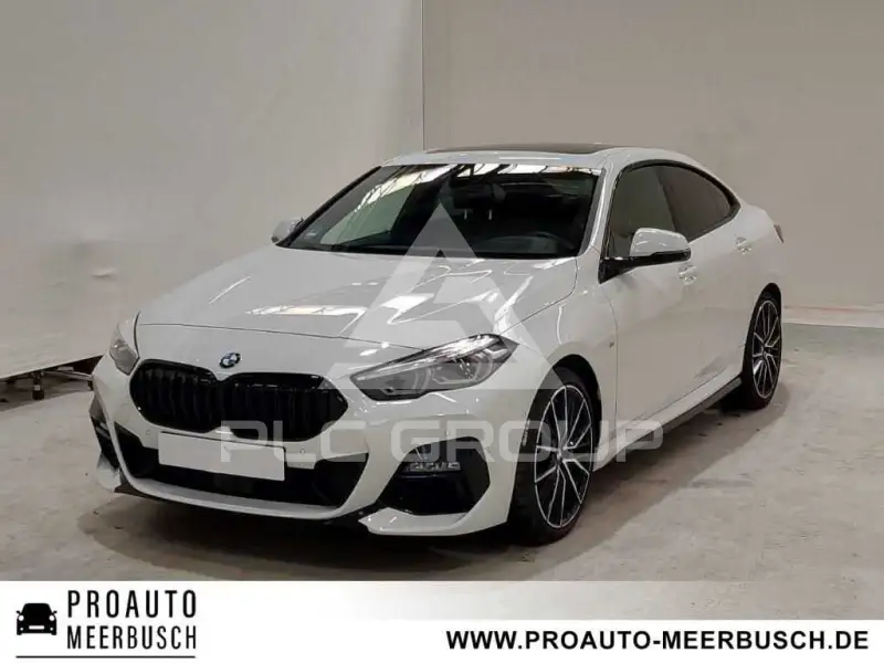 2024 BMW 218