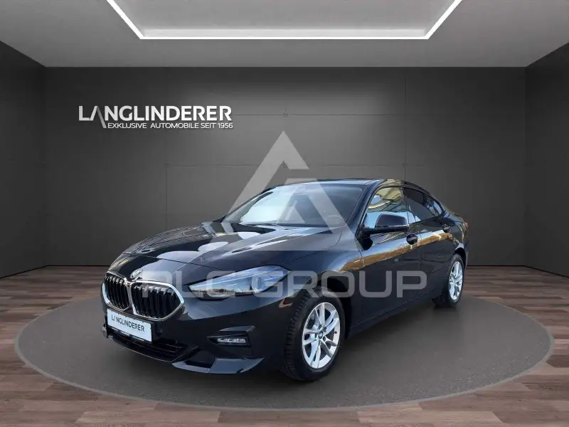 2024 BMW 218
