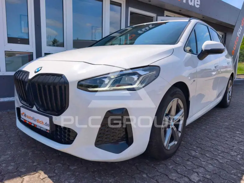 2024 BMW 223