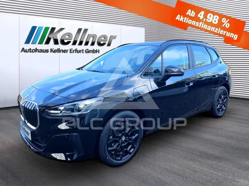 2024 BMW 230