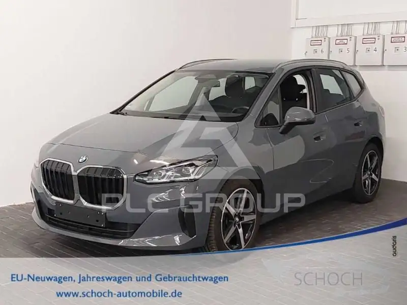 2024 BMW 218