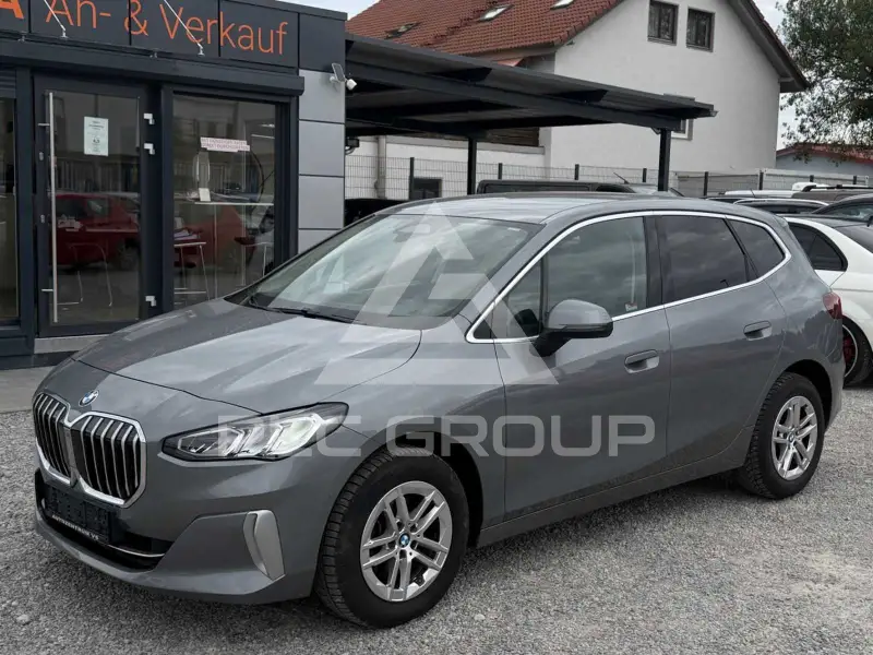 2024 BMW 218