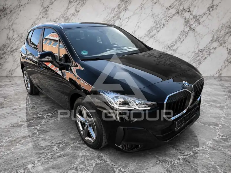2024 BMW 218