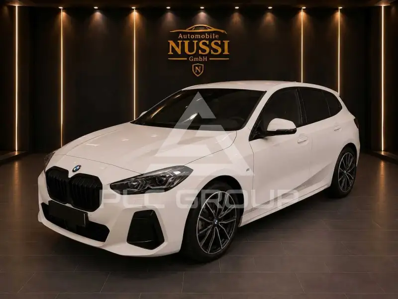 2024 BMW 218