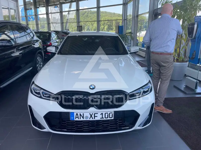 2024 BMW 320