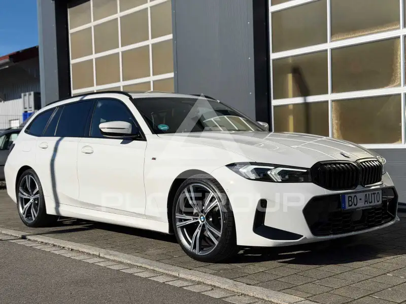 2024 BMW 320