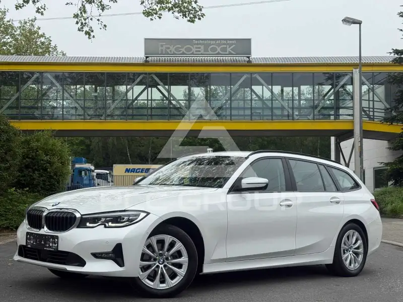 2020 BMW 320