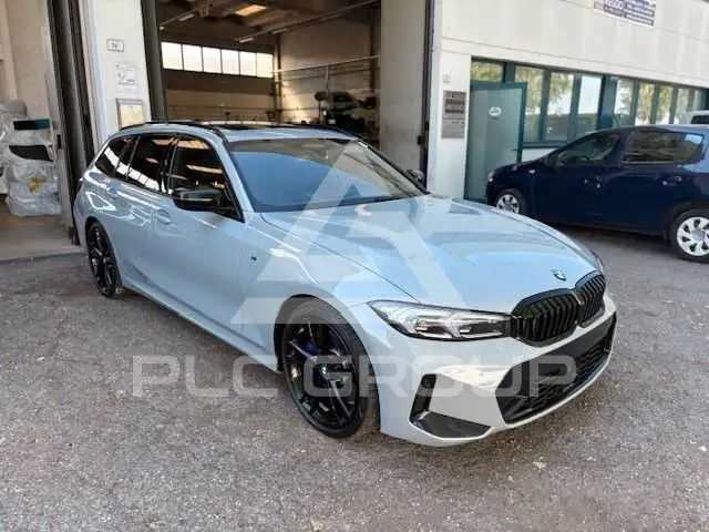 2024 BMW 320