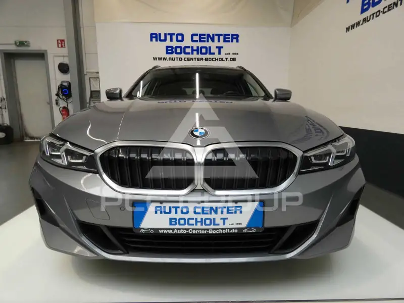 2024 BMW 320